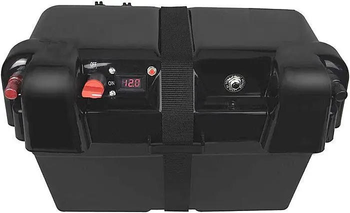 Box pro akumulátor se zásuvkami 12V a USB 5V/2,1+1A pro baterii 100Ah, BA850 Sleva