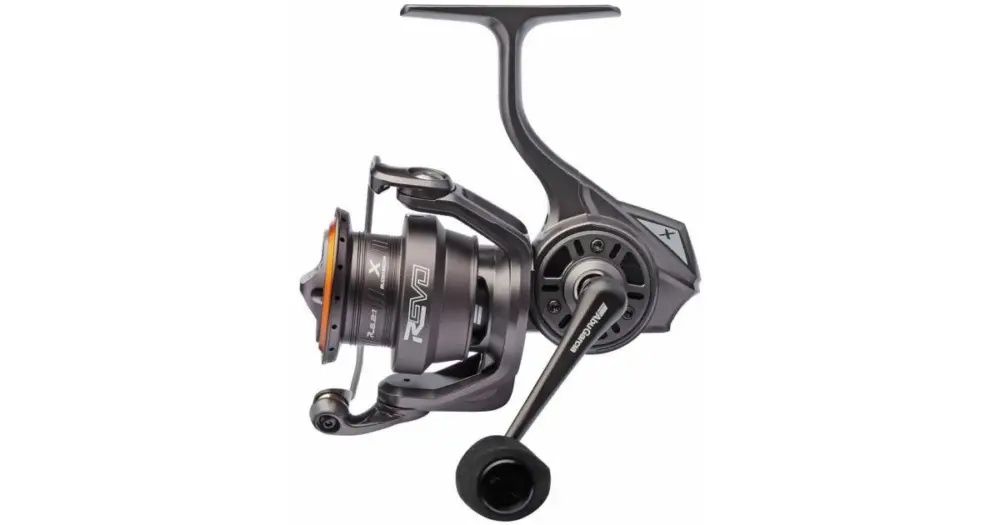Abu Garcia Naviják Revo X 2500SH Must-Have