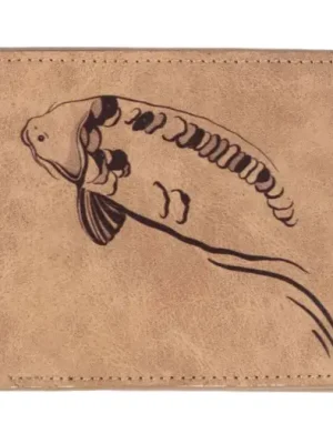 Značkový Giants Fishing Peněženka Hnědá Plavající Kapr Brown Wallet Swimming Carp