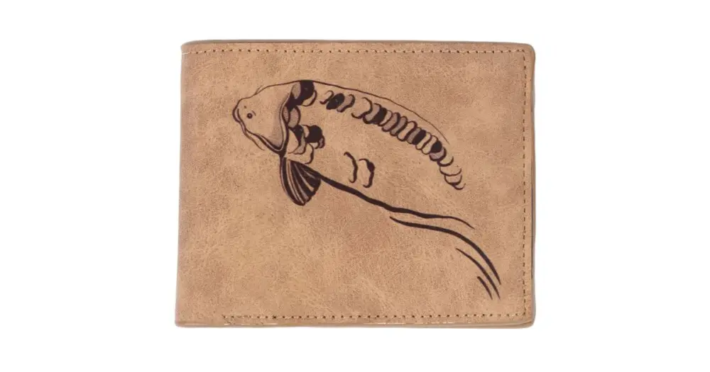 Značkový Giants Fishing Peněženka Hnědá Plavající Kapr Brown Wallet Swimming Carp