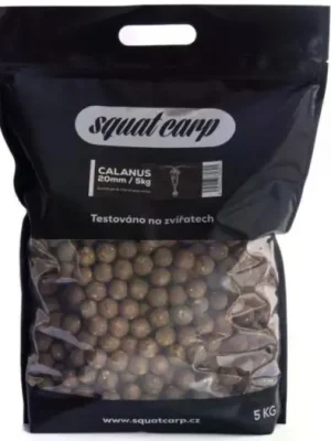 Značkový Squat Carp Boilies Calanus - 5 kg 20 mm