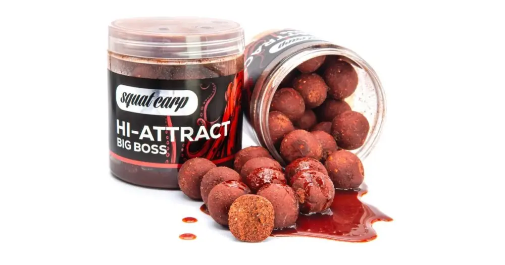 Ověřený Squat Carp Boilies v Dipu Hi-Attract Big Boss 220 g - 24 mm